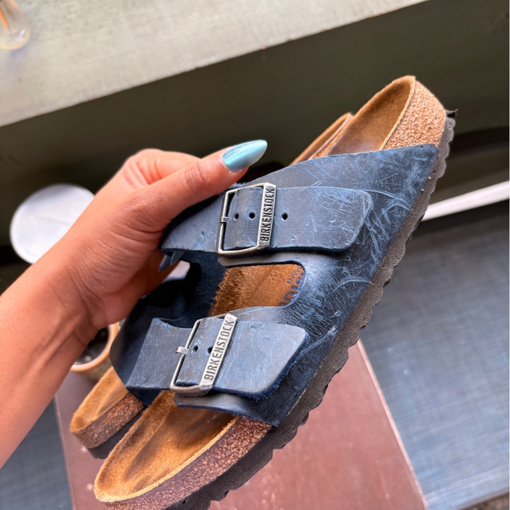 Birkenstock Navy Two Strap Arizona Sandals!! - Picture 6 of 8